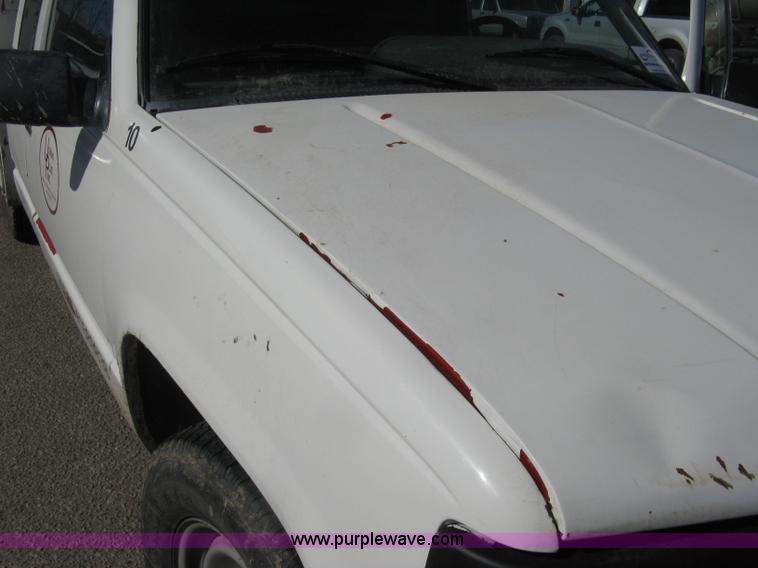 image for item I5698 1996 Chevrolet 2500 Ext. Cab utility truck