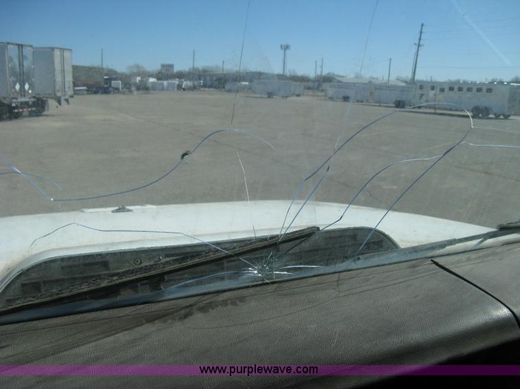 image for item I5699 1984 International S1900 dump truck