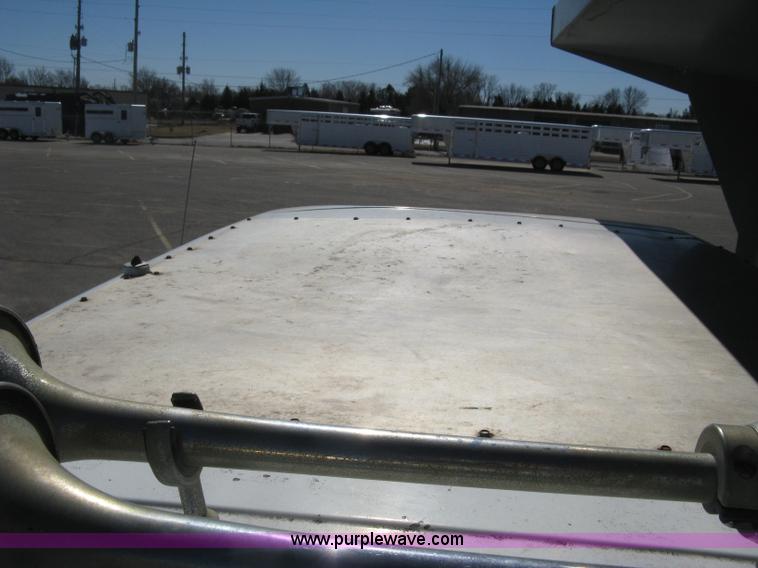 image for item I5699 1984 International S1900 dump truck