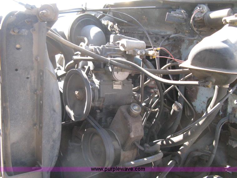 image for item I5699 1984 International S1900 dump truck