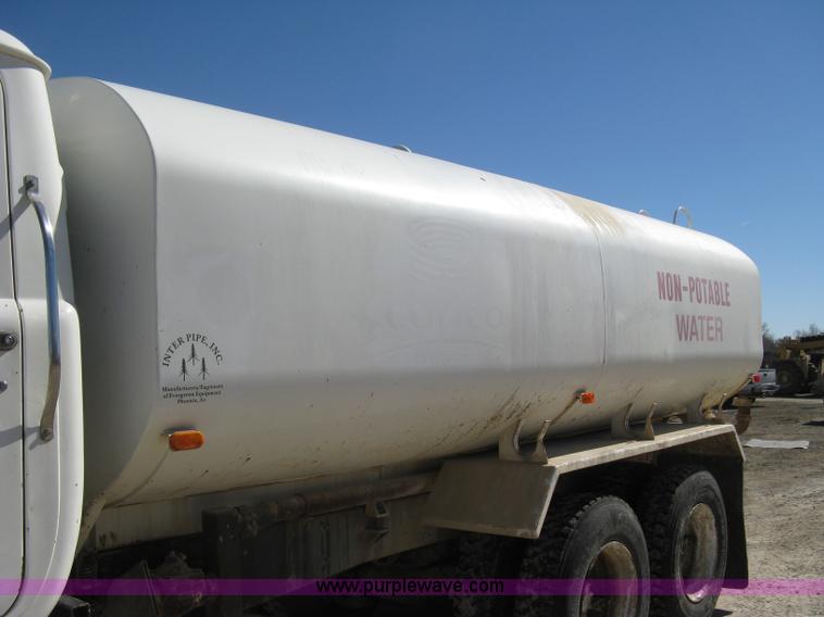 image for item I5704 1973 Mack PM685S tanker water truck