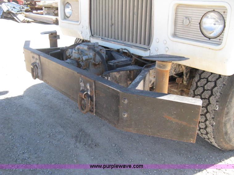 image for item I5704 1973 Mack PM685S tanker water truck