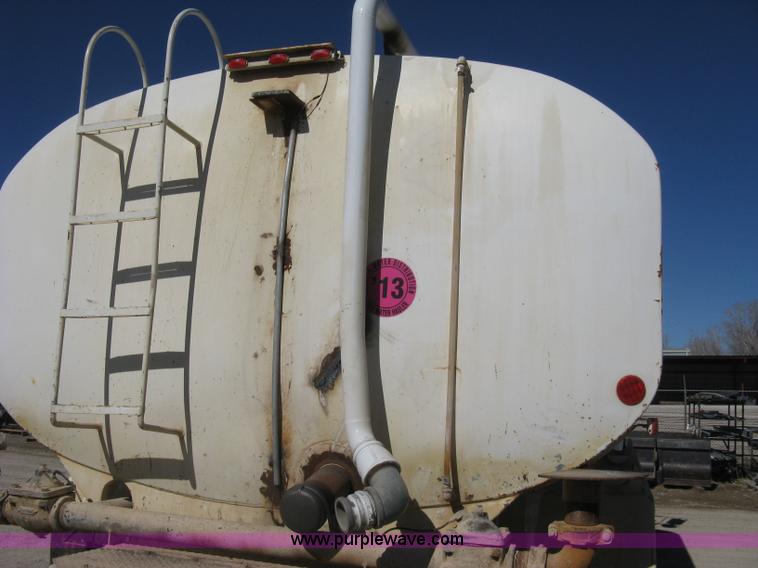 image for item I5704 1973 Mack PM685S tanker water truck