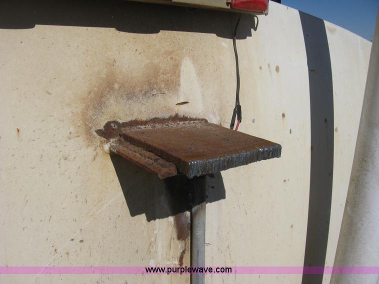 image for item I5704 1973 Mack PM685S tanker water truck