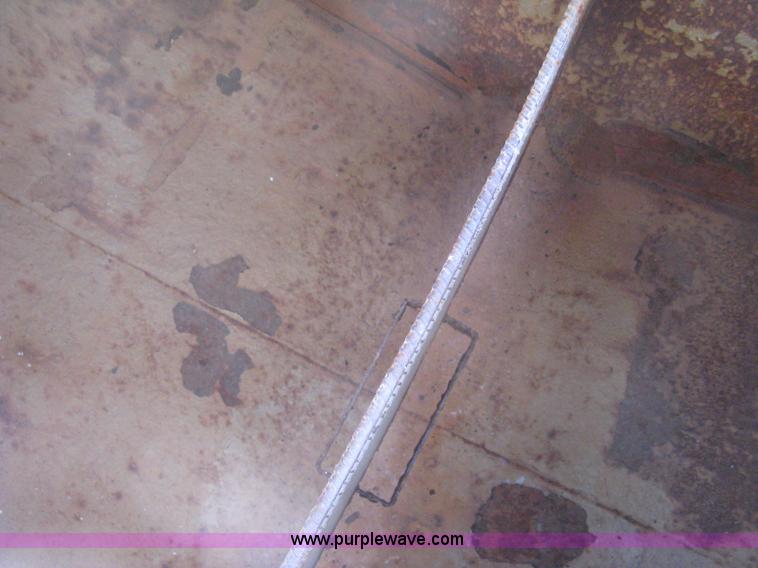 image for item I5704 1973 Mack PM685S tanker water truck