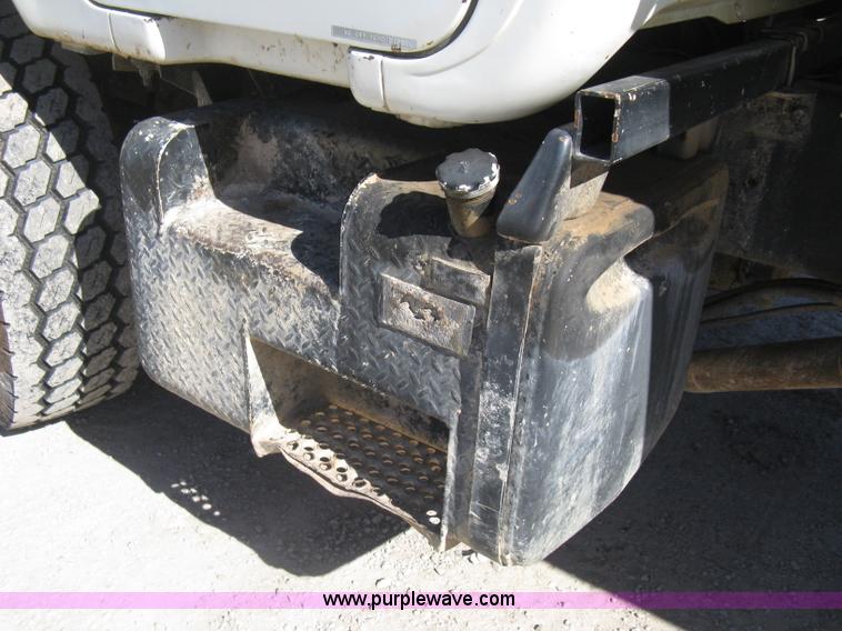 image for item I5704 1973 Mack PM685S tanker water truck