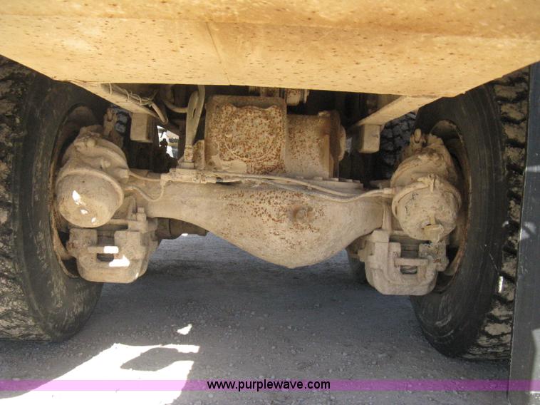 image for item I5704 1973 Mack PM685S tanker water truck