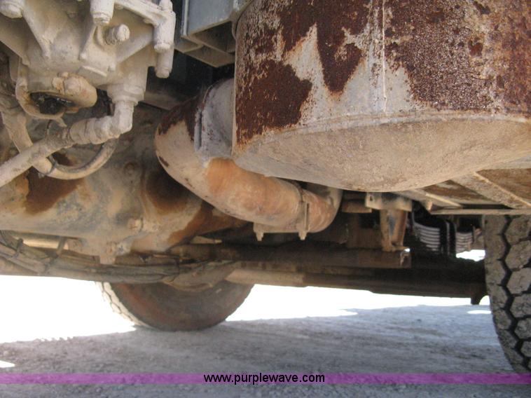 image for item I5704 1973 Mack PM685S tanker water truck