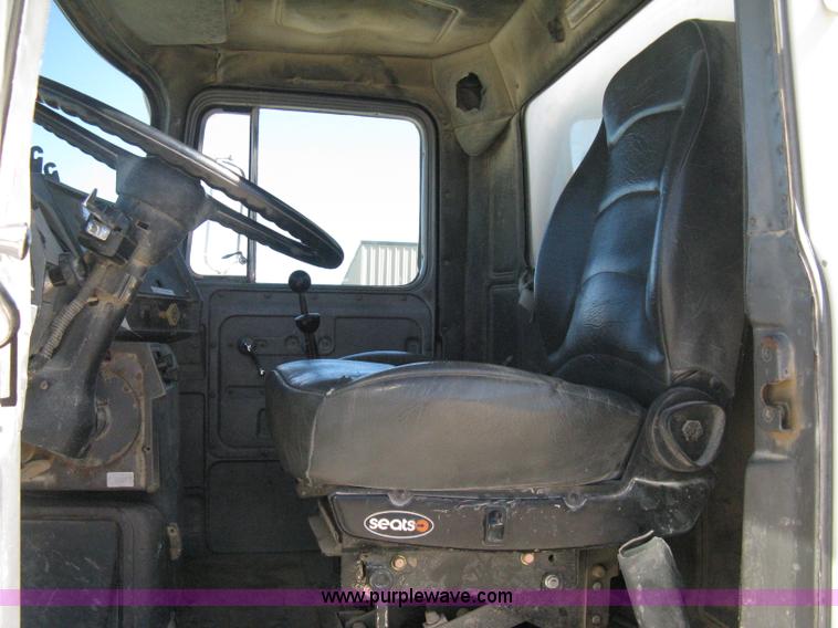 image for item I5704 1973 Mack PM685S tanker water truck