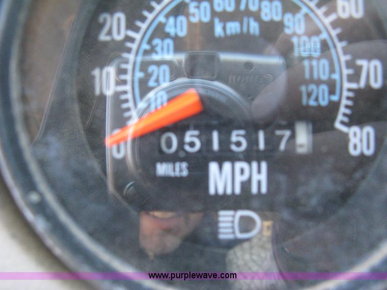 image for item I5704 1973 Mack PM685S tanker water truck