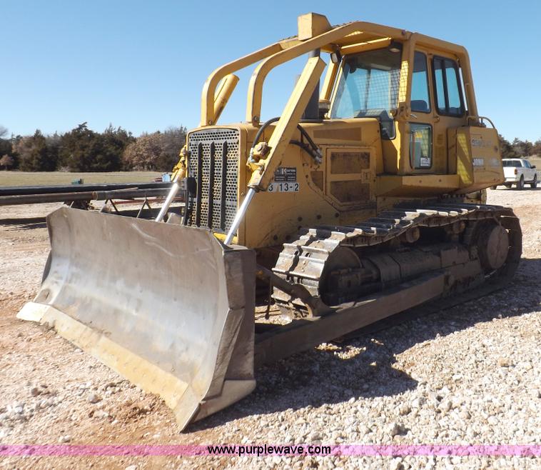 image for item I9128 1995 John Deere 850BLT dozer