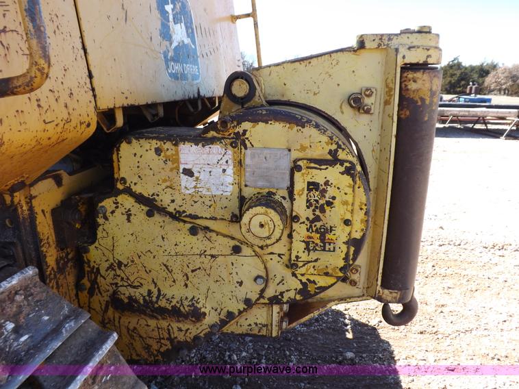 image for item I9128 1995 John Deere 850BLT dozer