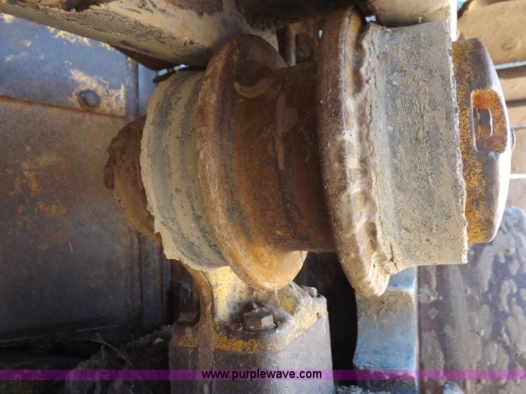 image for item I9128 1995 John Deere 850BLT dozer