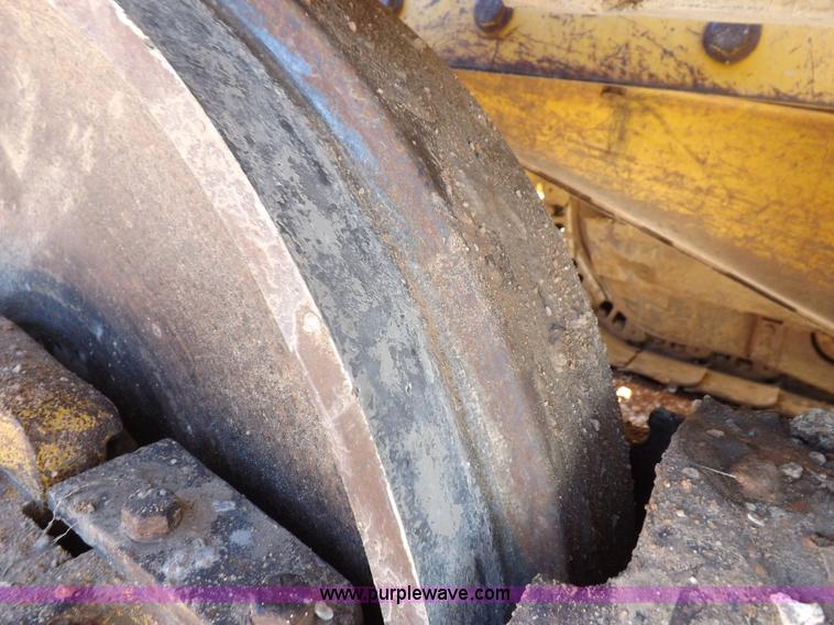 image for item I9128 1995 John Deere 850BLT dozer