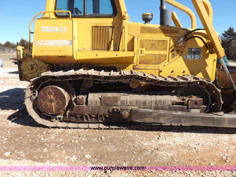image for item I9128 1995 John Deere 850BLT dozer