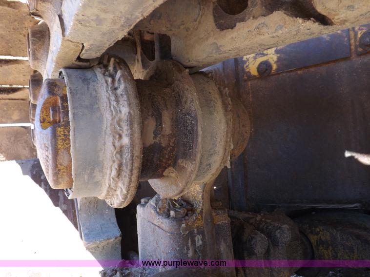 image for item I9128 1995 John Deere 850BLT dozer