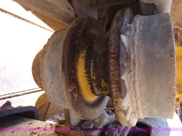 image for item I9128 1995 John Deere 850BLT dozer