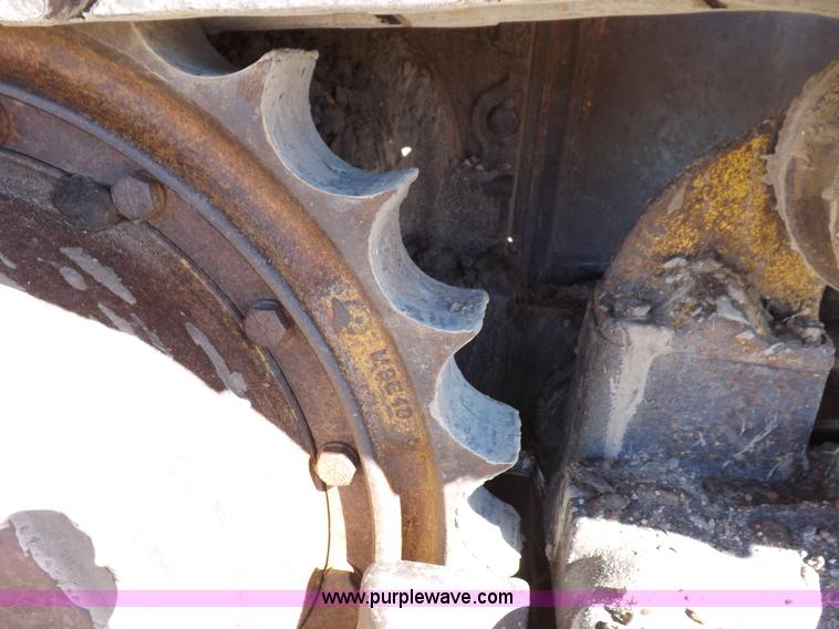 image for item I9128 1995 John Deere 850BLT dozer