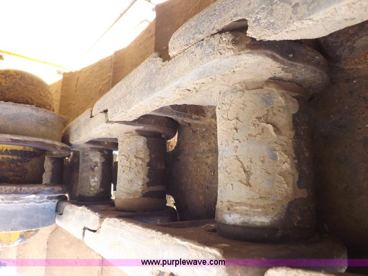 image for item I9128 1995 John Deere 850BLT dozer