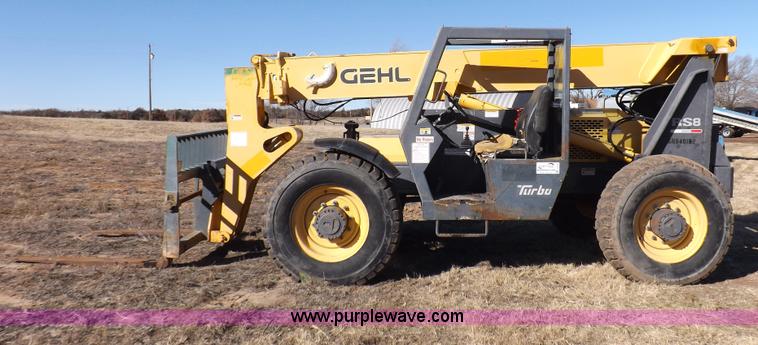 image for item I9129 2004 Gehl RS-8 telehandler