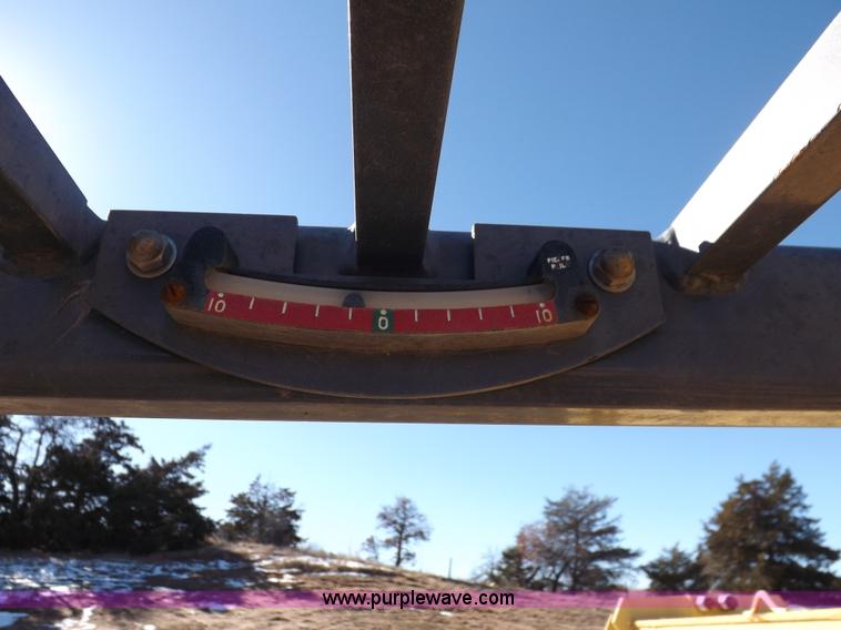 image for item I9129 2004 Gehl RS-8 telehandler