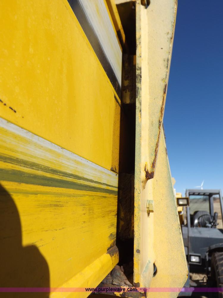 image for item I9129 2004 Gehl RS-8 telehandler