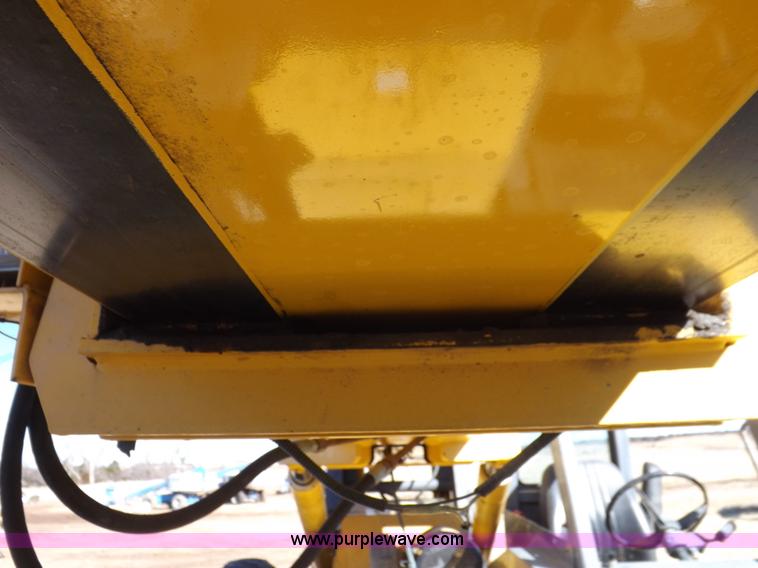 image for item I9129 2004 Gehl RS-8 telehandler