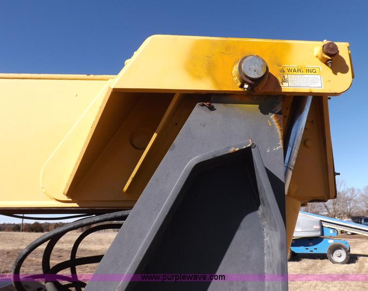 image for item I9129 2004 Gehl RS-8 telehandler