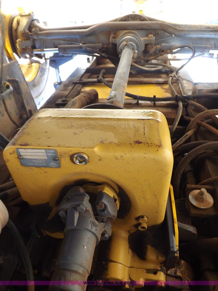 image for item I9129 2004 Gehl RS-8 telehandler