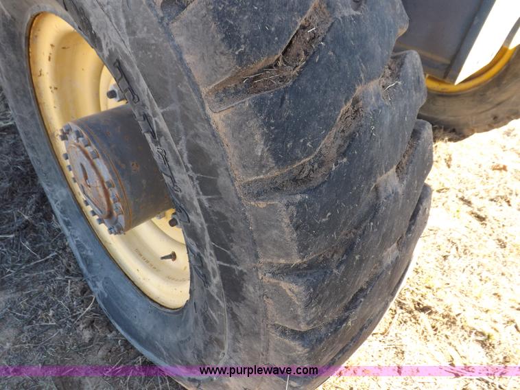 image for item I9129 2004 Gehl RS-8 telehandler