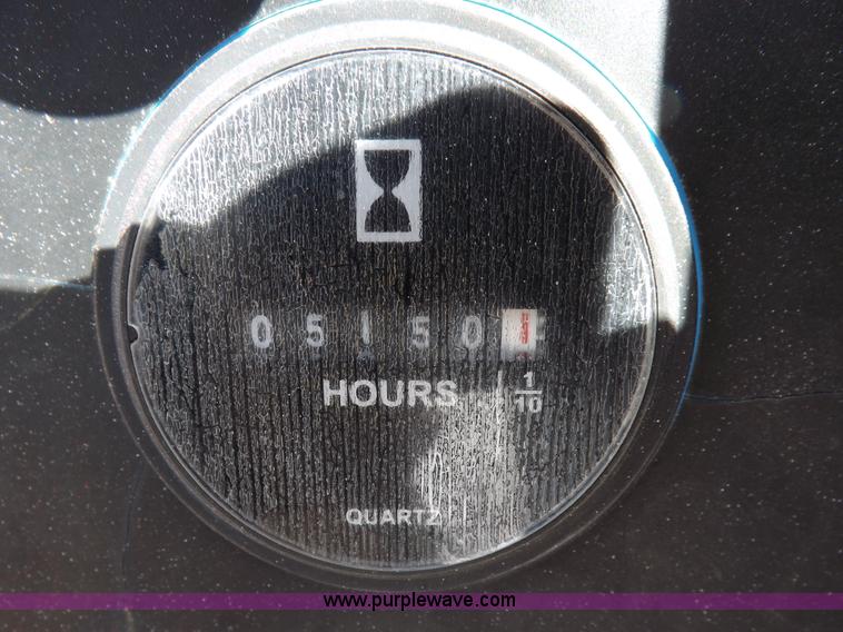 image for item I9130 2005 Genie S-60 boom lift