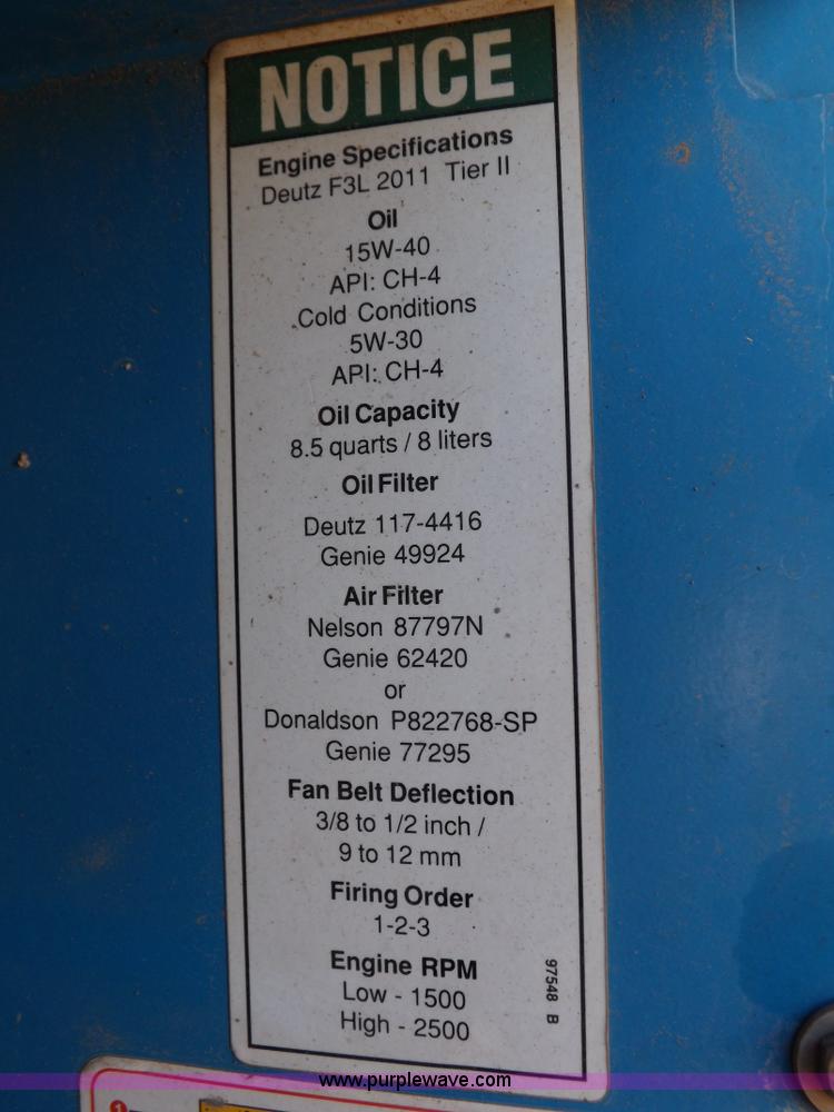 image for item I9130 2005 Genie S-60 boom lift