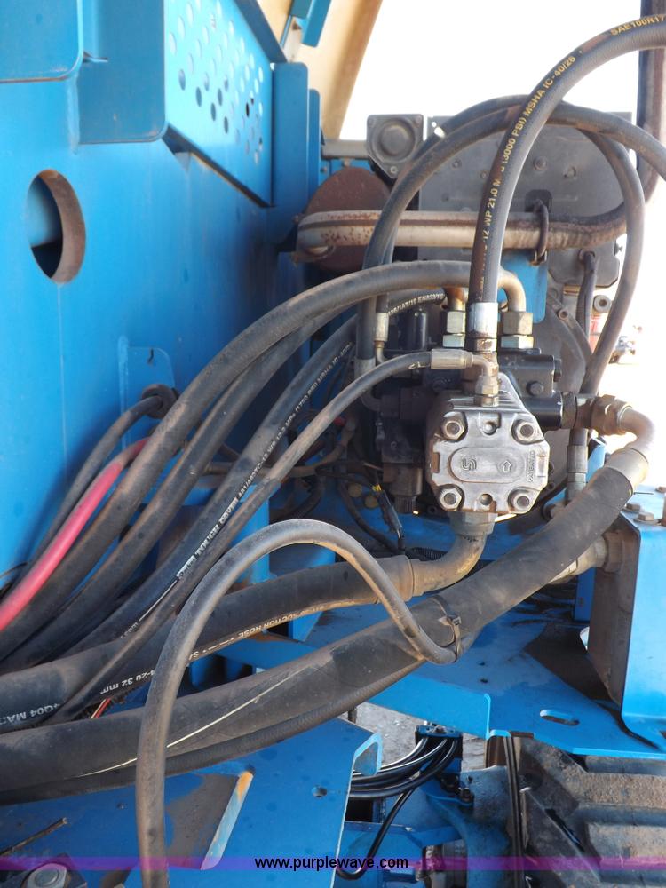 image for item I9130 2005 Genie S-60 boom lift