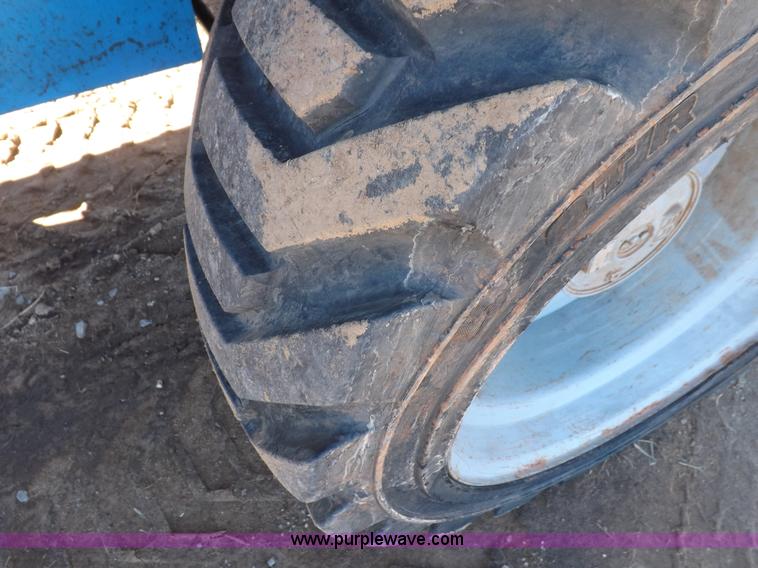 image for item I9130 2005 Genie S-60 boom lift