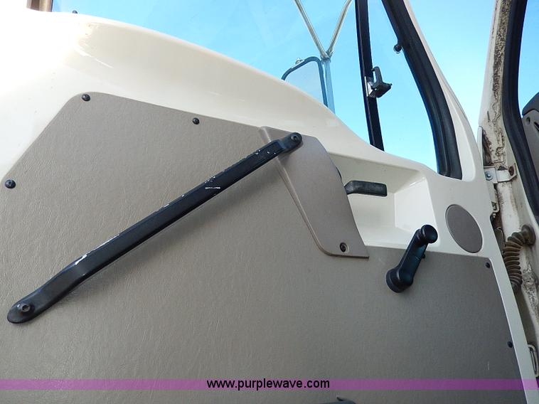 image for item I9408 2001 Sterling L9500 National 1100 crane truck