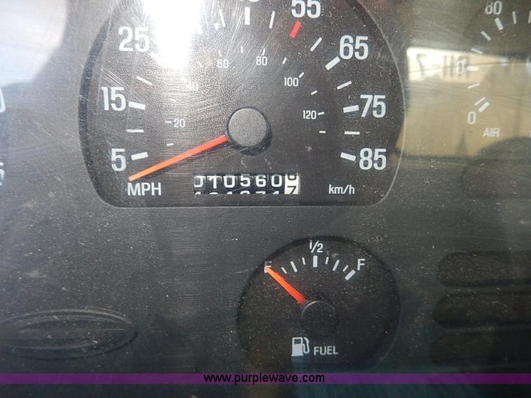 image for item I9408 2001 Sterling L9500 National 1100 crane truck