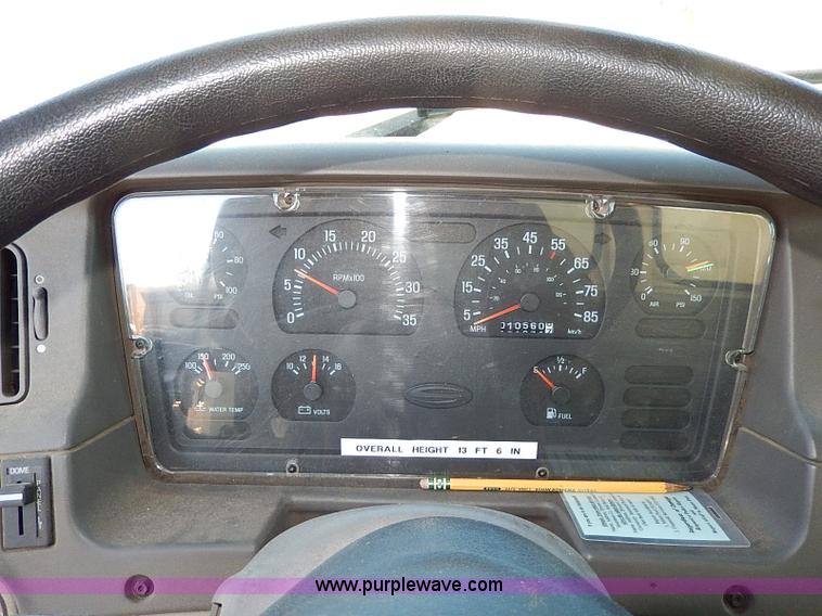 image for item I9408 2001 Sterling L9500 National 1100 crane truck