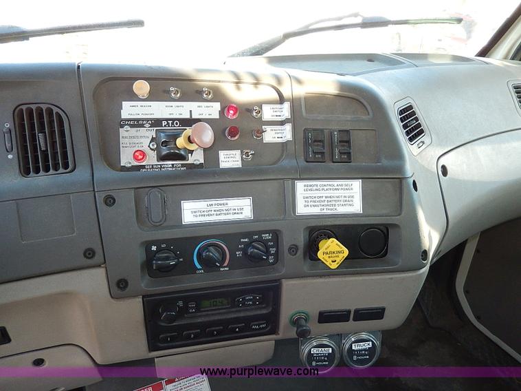 image for item I9408 2001 Sterling L9500 National 1100 crane truck