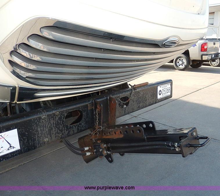 image for item I9408 2001 Sterling L9500 National 1100 crane truck