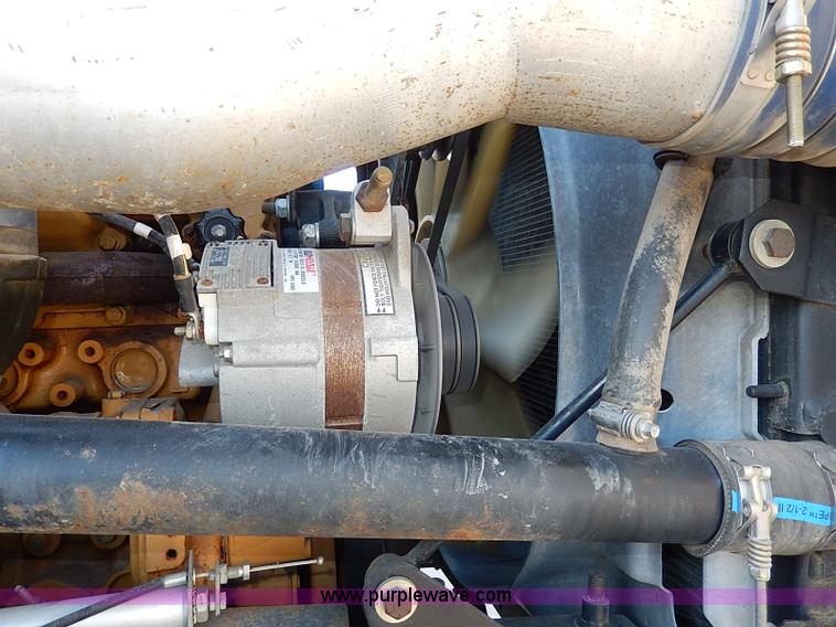 image for item I9408 2001 Sterling L9500 National 1100 crane truck