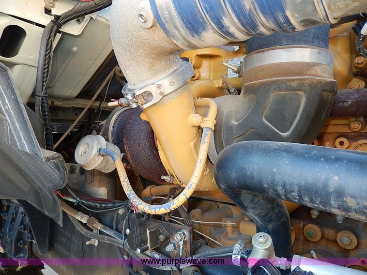 image for item I9408 2001 Sterling L9500 National 1100 crane truck