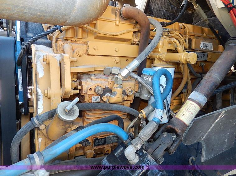 image for item I9408 2001 Sterling L9500 National 1100 crane truck