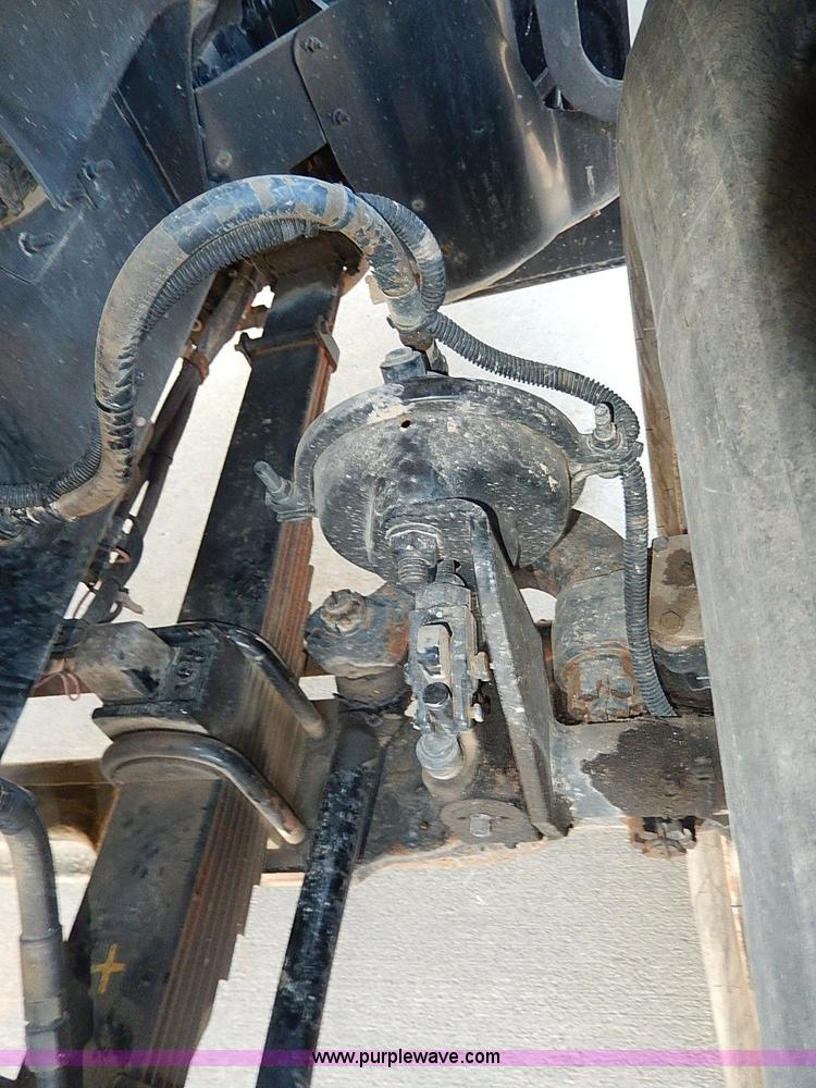 image for item I9408 2001 Sterling L9500 National 1100 crane truck