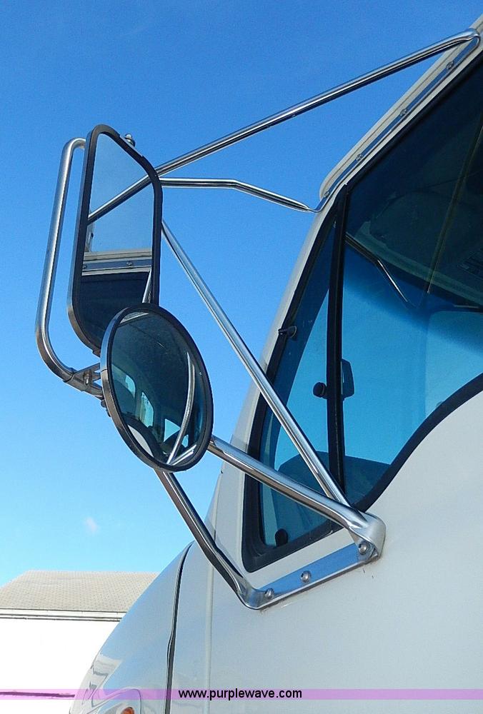 image for item I9408 2001 Sterling L9500 National 1100 crane truck