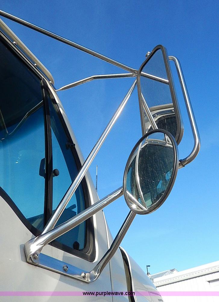 image for item I9408 2001 Sterling L9500 National 1100 crane truck