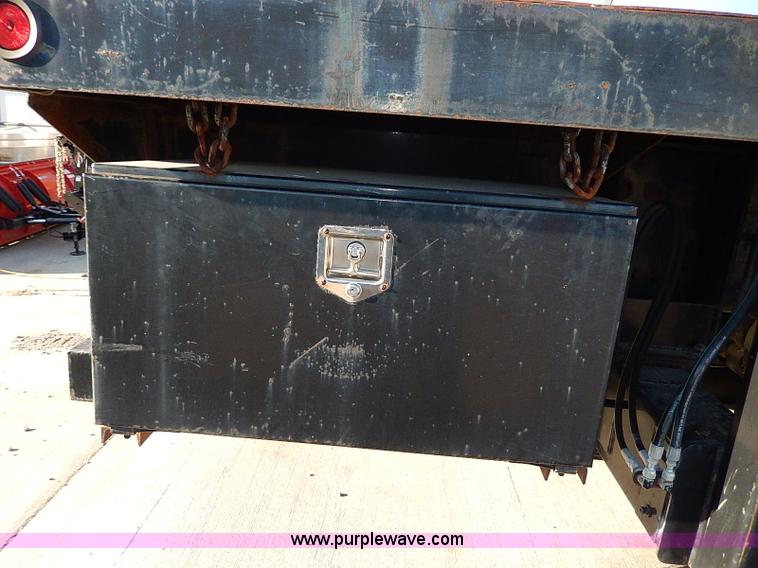 image for item I9408 2001 Sterling L9500 National 1100 crane truck