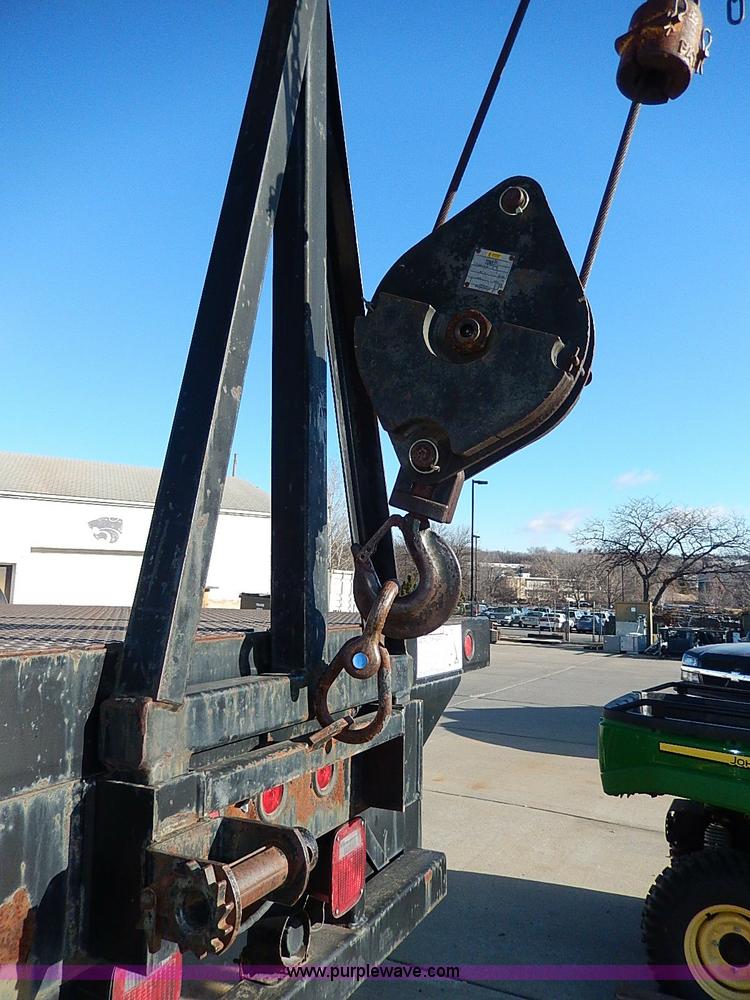 image for item I9408 2001 Sterling L9500 National 1100 crane truck