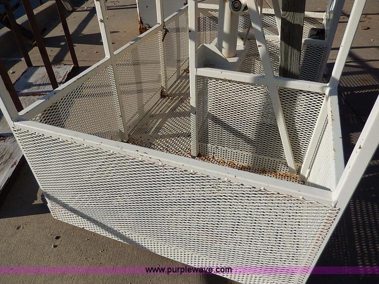 image for item I9408 2001 Sterling L9500 National 1100 crane truck