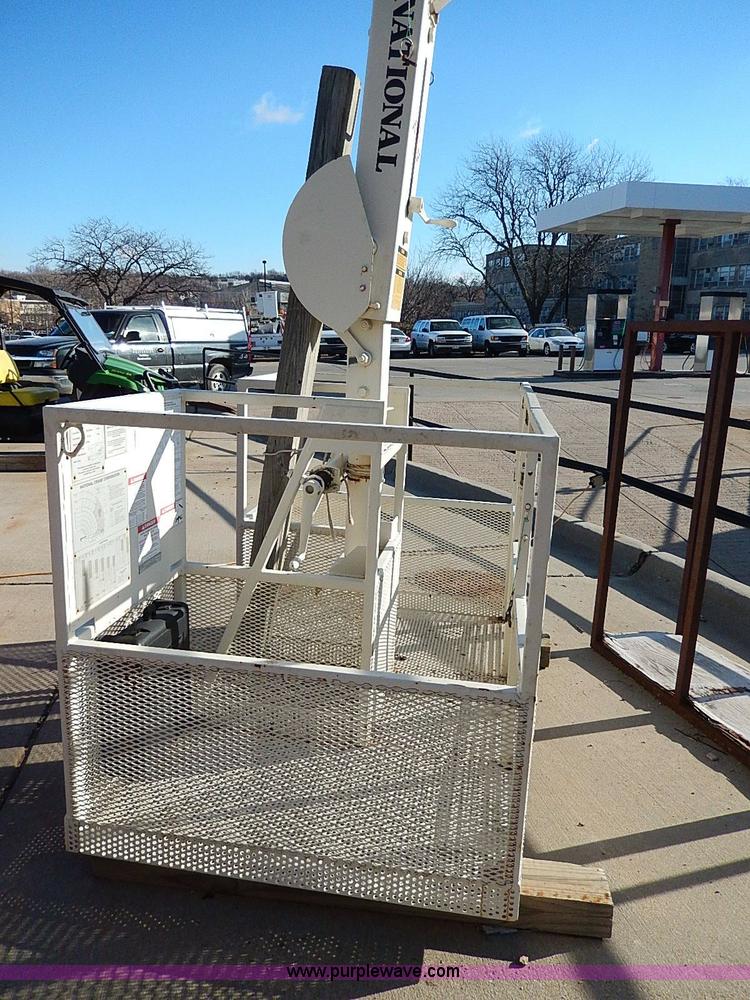 image for item I9408 2001 Sterling L9500 National 1100 crane truck