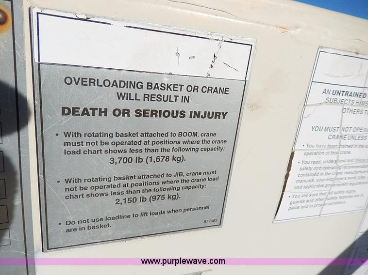 image for item I9408 2001 Sterling L9500 National 1100 crane truck